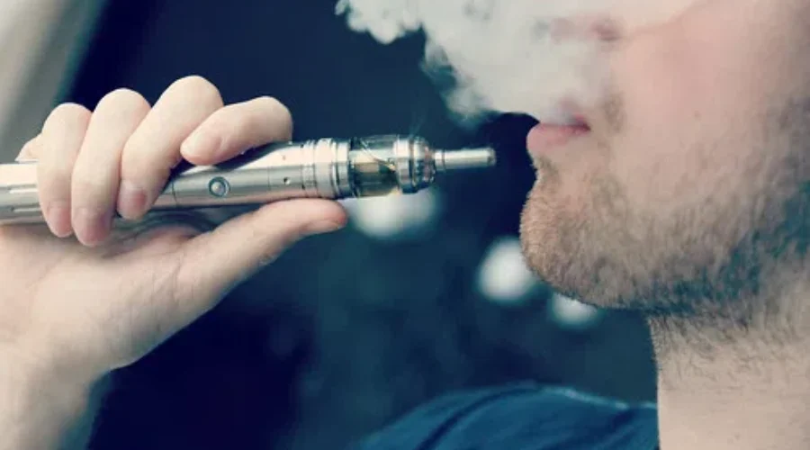 Minnesota Blames Vaping For Lung Disease Among Young People