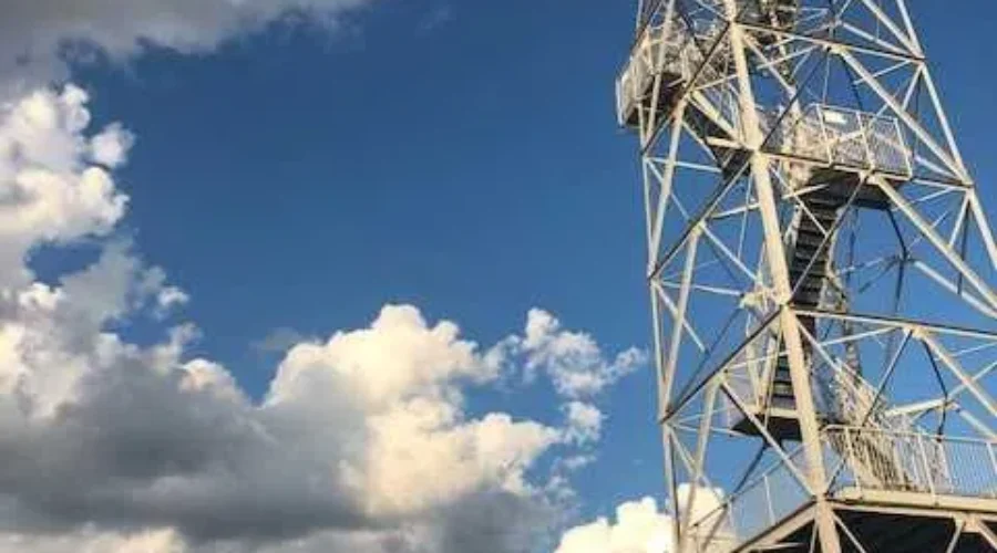 Beautiful Day At The Tower