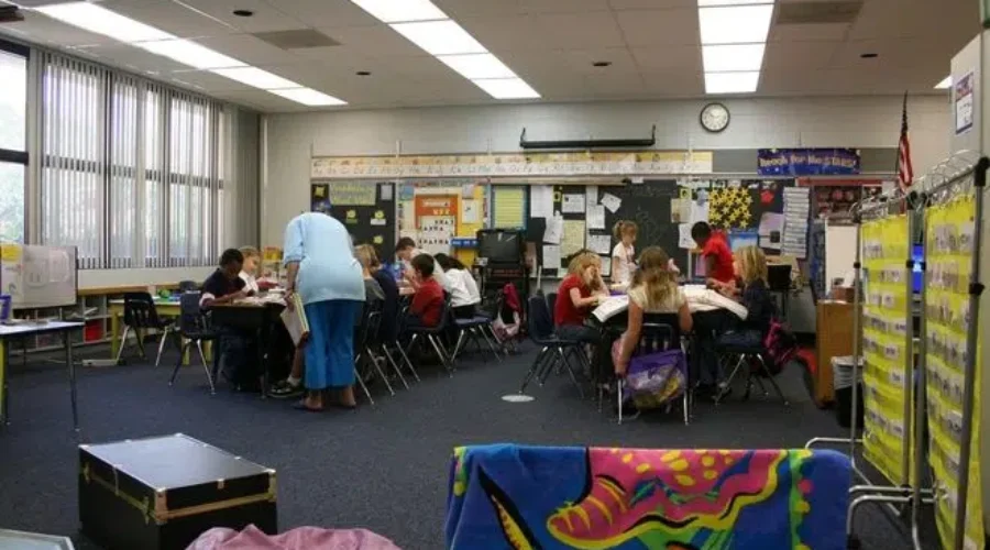 Government Eases Up On Class Sizes