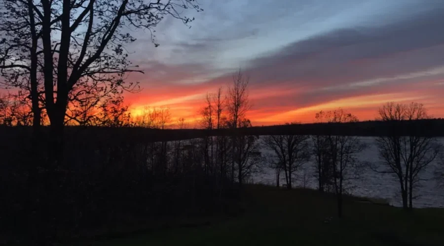 Sunrise in Stratton along the Rainy River