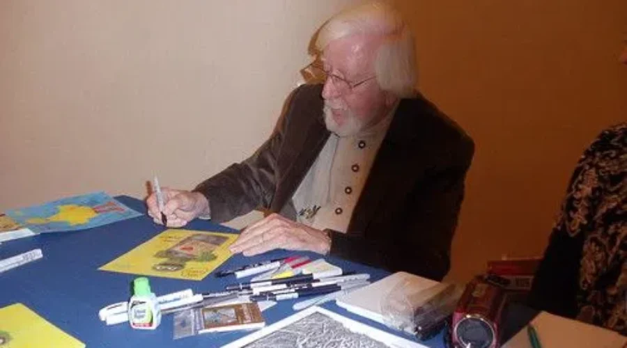 ‘Sesame Street’ Puppeteer Dies