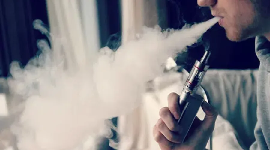 Cancer Society Seeks Higher Taxes On E-Cigarettes