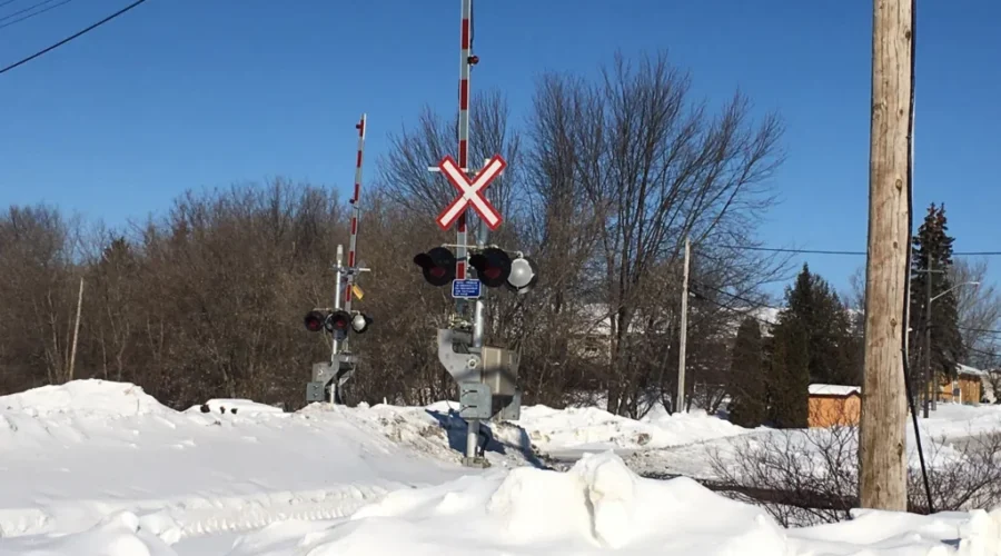 Emo Provides More Information About Derailment