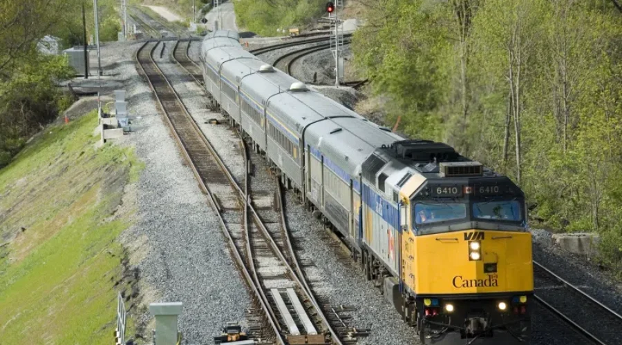 Via Rail Lays Off One Thousand Workers
