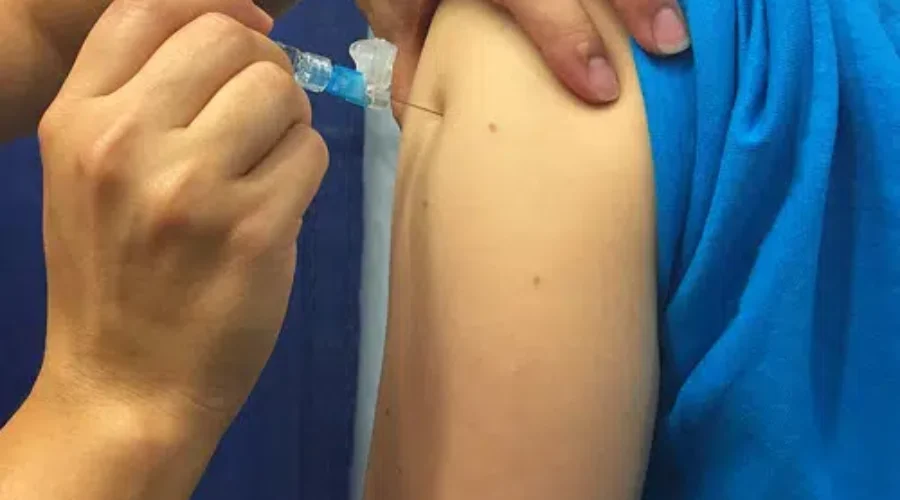 Experts Work On Who Receives Vaccine First