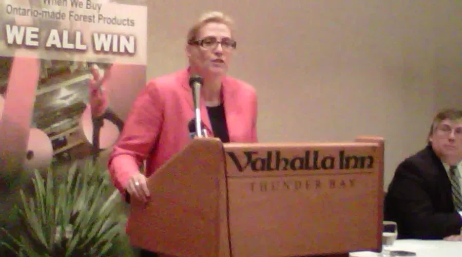 Forest Industries Association Head Retiring