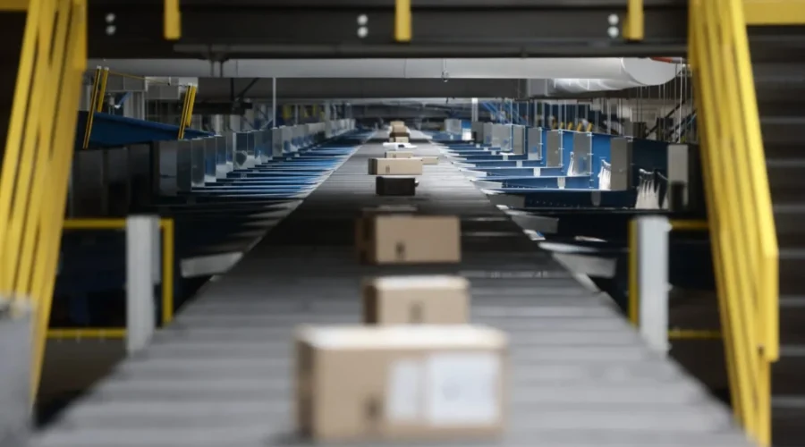 Get Your Parcels In Now For Christmas Shipping