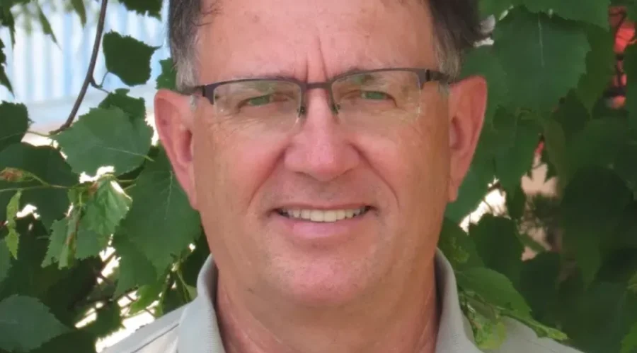 People’s Party Candidate Visits Rainy River District