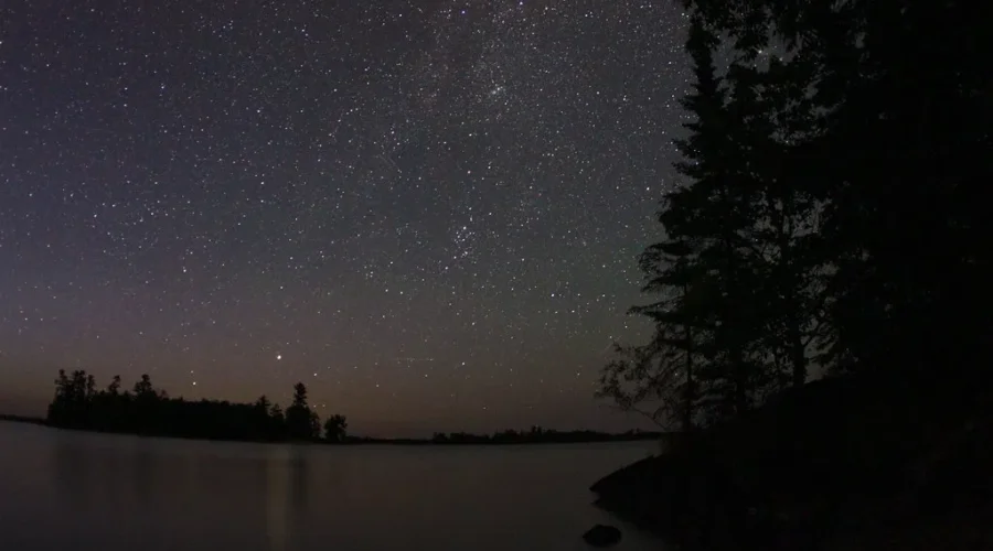 Voyageurs Celebrates The Dark Sky