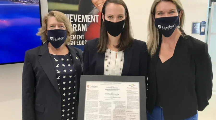 LU, Keewatin Patricia School Board Sign Agreement