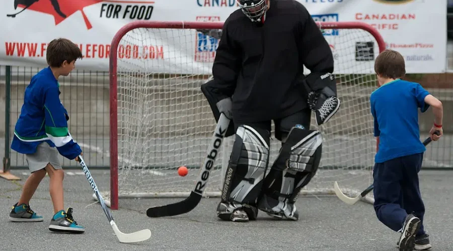 Family Lot-Hockey Tournament Planned