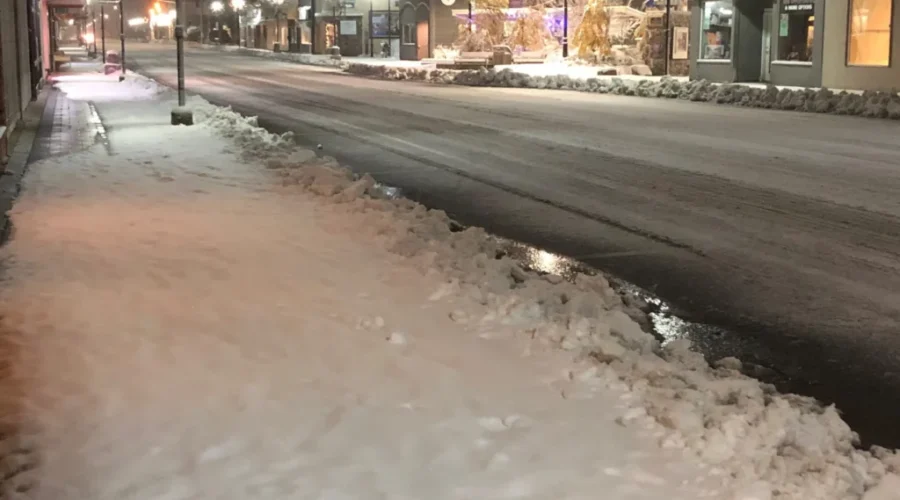 Winter Storm Cancels School Buses, Closes Roads, Leaves Several In the Dark