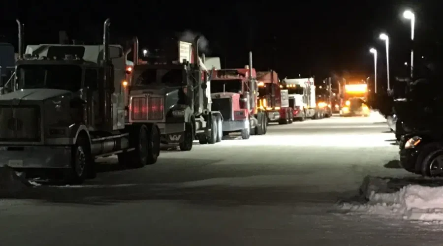 Freedom Convoy Passing Through NW Ontario