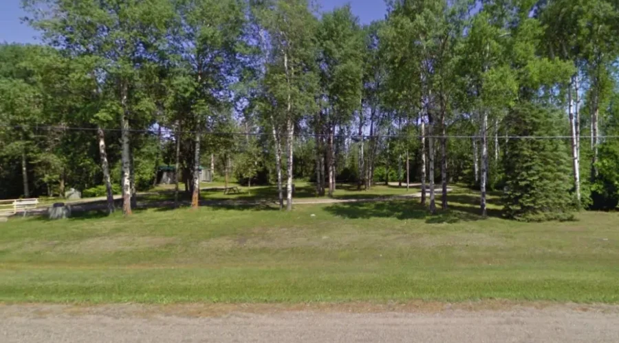 Roadside Stops Wanted West of Fort Frances