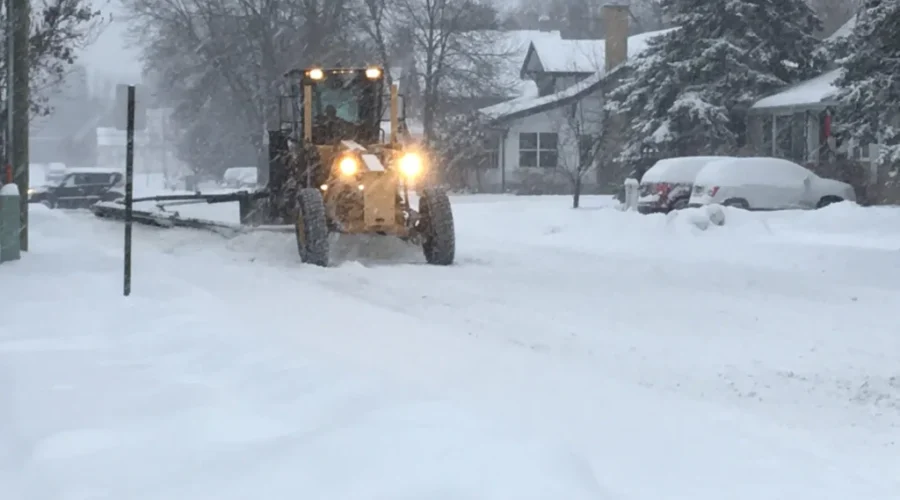 ‘Snow Boots’ Not Workable in Fort Frances