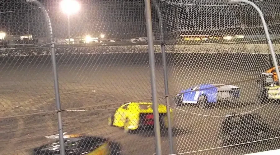 Area Drivers Race in Minnesota/Winnipeg