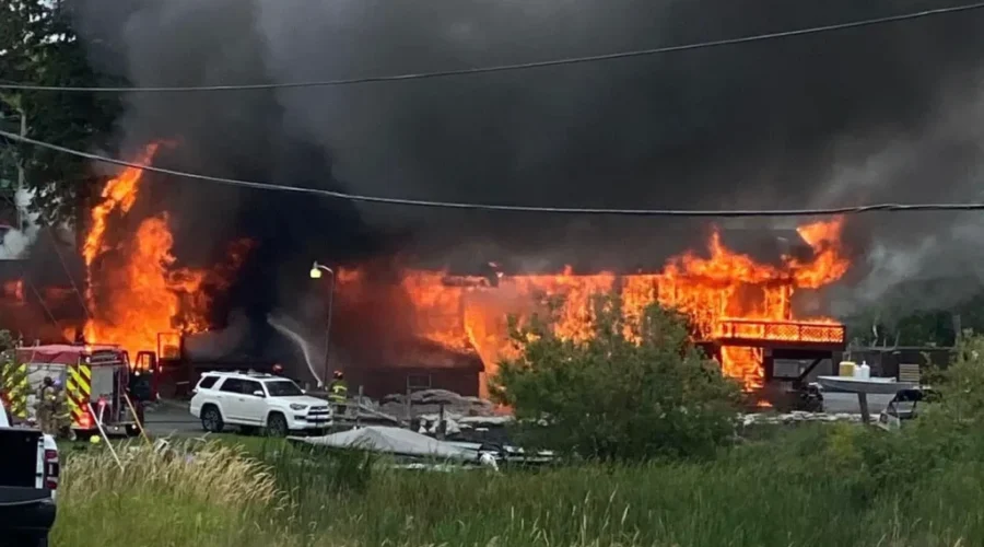 One Confirmed Dead in Rainy Lake Business Fire