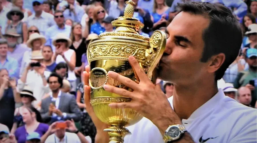 Tennis Star Roger Federer Announces Retirement