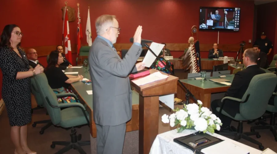 New Council Takes its Seat