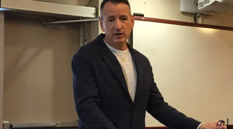 Rickford attends AMO