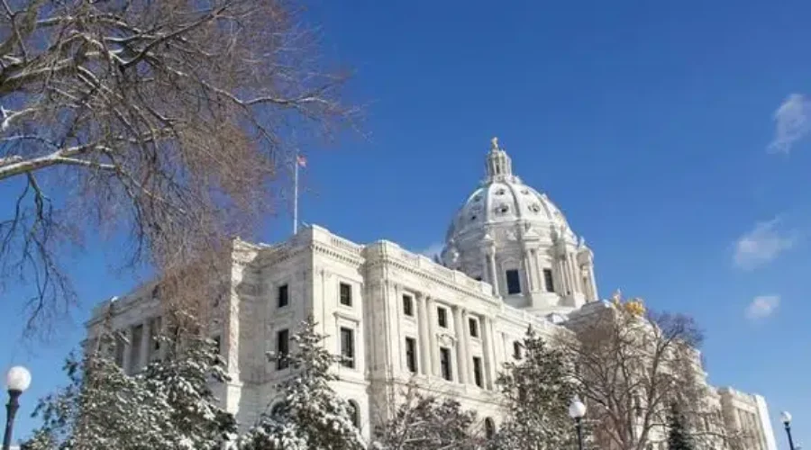 Minnesota Discussing Paid Sick Time