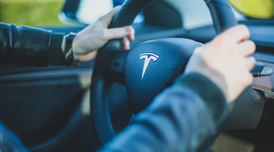 Thousands Of Tesla’s Recalled In Canada For Bad Autopilot Driving