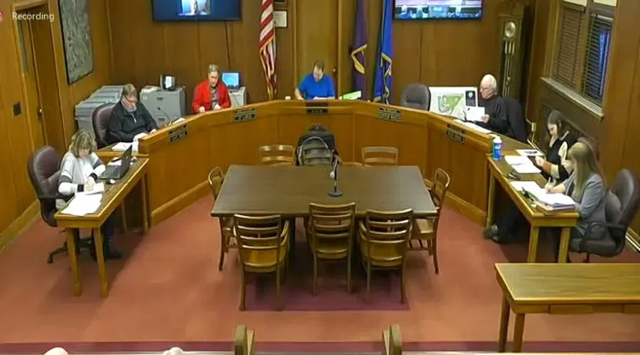 City Turns to Leasing Vehicles