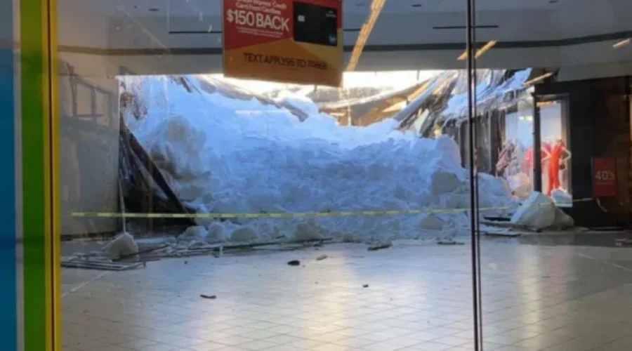 Roof collapses at popular Duluth mall