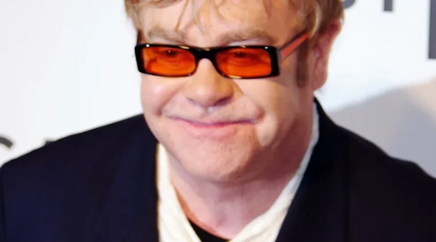 Elton John Officially Wraps Up Farewell Tour