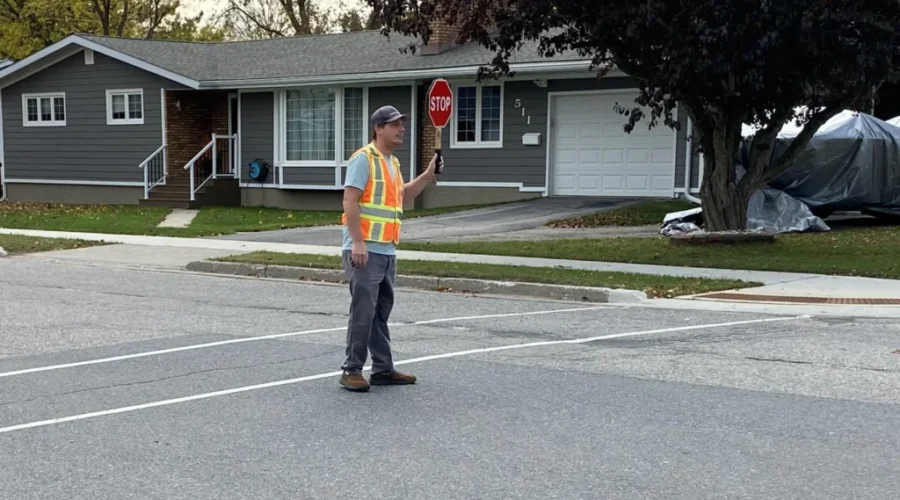 Fort Frances man seeks crossing guards