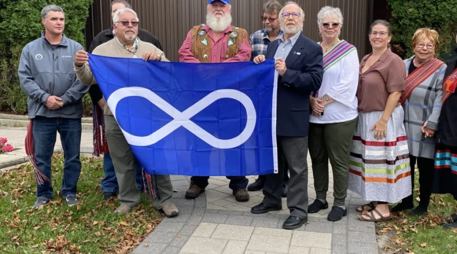 Metis flag flies in Fort Frances