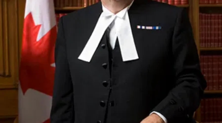 Former senator Noël Kinsella dies at 84