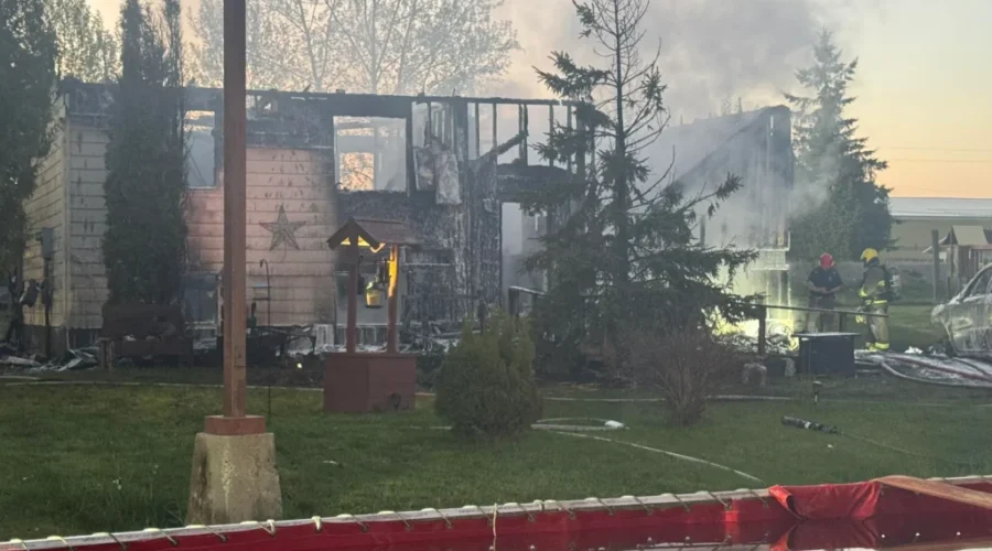 Emo home destroyed by fire