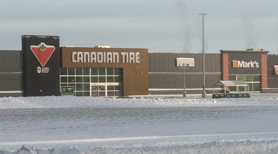 Firefighters battle blaze at Fort Frances business