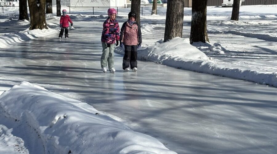 New skating trail opens in Fort Frances