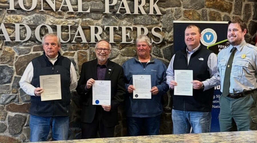 Border mayors pledge to promote Dark Sky initiatve