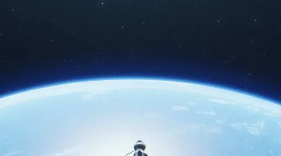 Canadian astronaut nears moon as Artemis II flyby begins